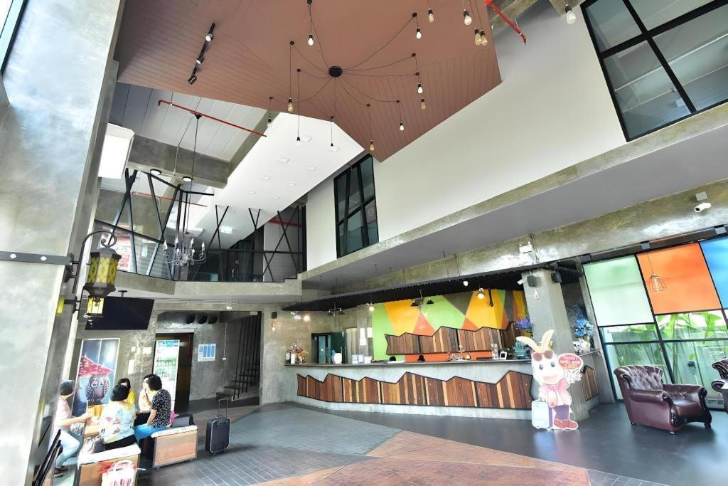 Ps Extra Hotel Хатъяй Экстерьер фото